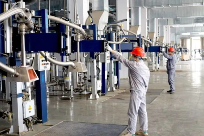 泰安网站建设公司技术选型指南：企业官网开发框架与性能对比分析